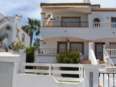 Apartamento con 2 dormitorios se vende en Orihuela Costa, Costa Blanca