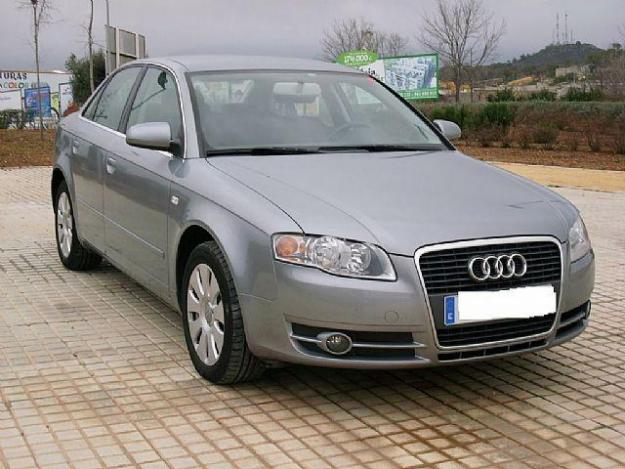 AUDI A4 2.0 TDI