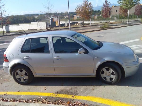 golf 1.9 tdi  110CV   precio 4000