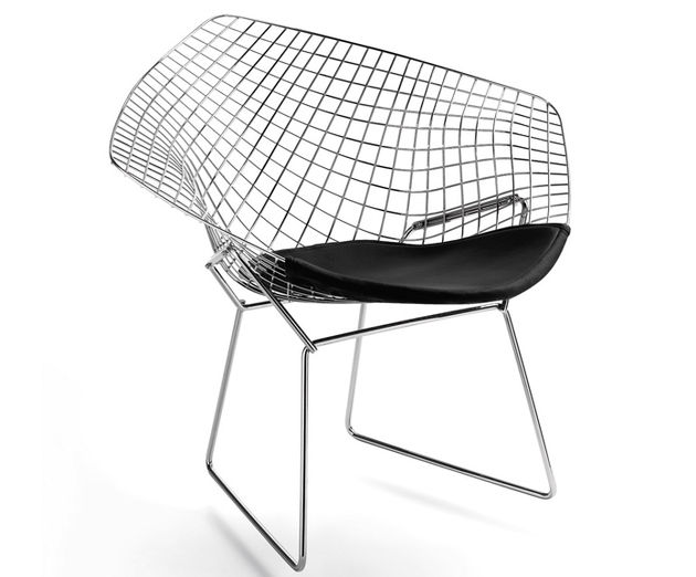 Bertoia Diamond armchair