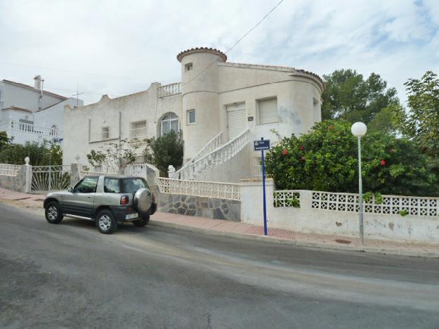 Chalet en San Miguel de Salinas