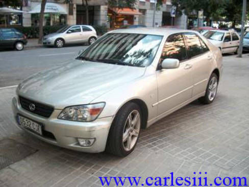 Lexus IS 200 2.0 Luxury