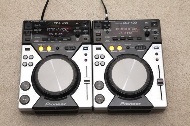 PAREJA PIONEER CDJ-400 reproductores de CD