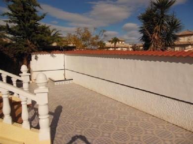 Chalet con 2 dormitorios se vende en Villamartin, Costa Blanca