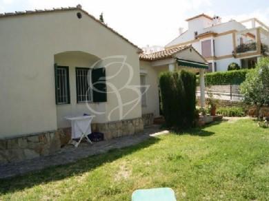 Bungalow con 3 dormitorios se vende en Denia, Costa Blanca