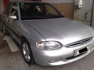 Ford Escort 1.6 ghia 90 cv