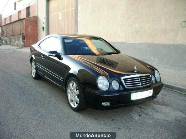 Mercedes-Benz CLK 200 K Avantgarde *12 MESES DE