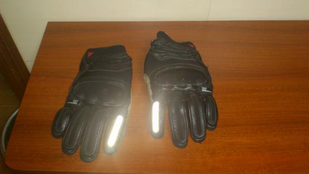 VENDO GUANTES PARA MOTO NEGOCIABLE