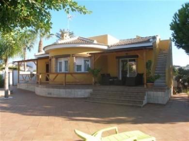 Chalet con 2 dormitorios se vende en Ciudad Quesada, Costa Blanca