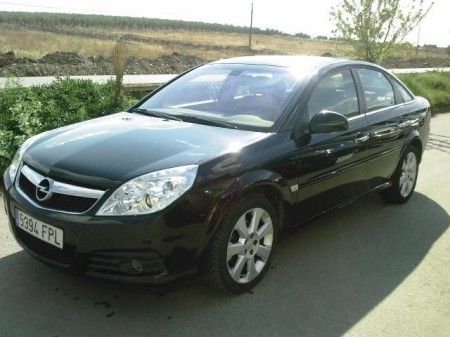 OPEL VECTRA ELEGANCE 1.9 CDTI 8V 120 CV - Badajoz