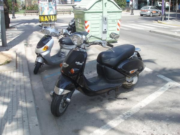 Aprilia Compay Custom 50 Negra SE VENDE!!!