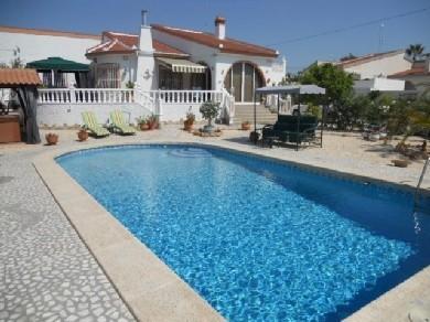 Chalet con 3 dormitorios se vende en Ciudad Quesada, Costa Blanca