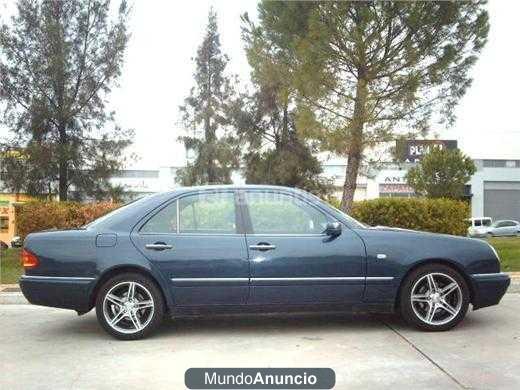 Mercedes-Benz Clase E E 290 DT CLASSIC