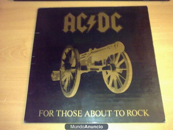 VINILO DE AC/DC FOR THOSE ABOUT TO ROCK EDITADO EN ESPAÑA EN 1981