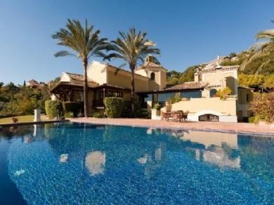 Chalet con 4 dormitorios se vende en Benahavis, Costa del Sol