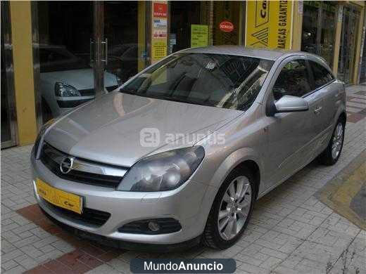 Opel Astra GTC 2.0 Turbo 200 CV Cosmo