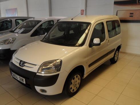 Peugeot Partner COMBI PLUS HDI 75