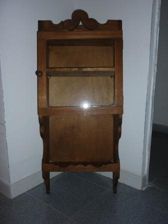 VENDO MUEBLE RUSTICO PEQUEÑO TIPO ALACENA PARA COLGAR