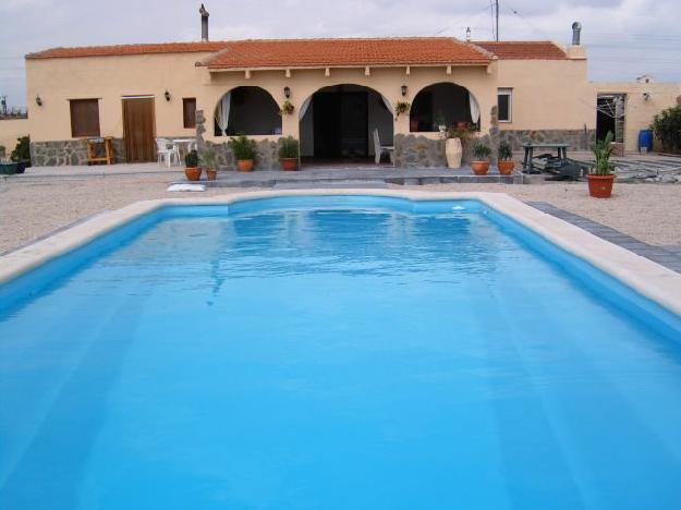 Chalet en venta en Villena, Alicante (Costa Blanca)