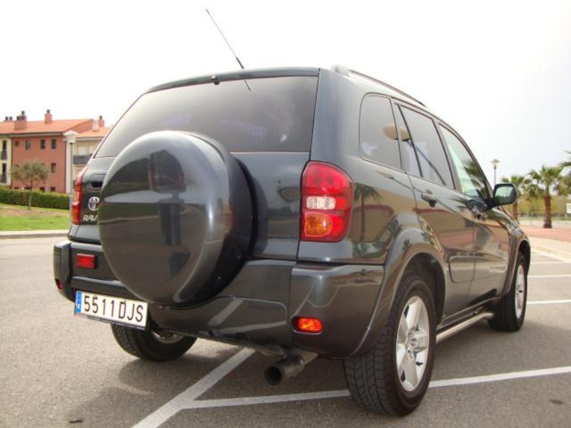 2005 Toyota RAV 4 2.0 D4-D Sol gris ceniza metalizado