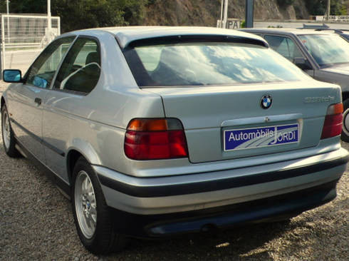 BMW Serie 3 Compact 318 TDS ÚNICO PROPIETARIO