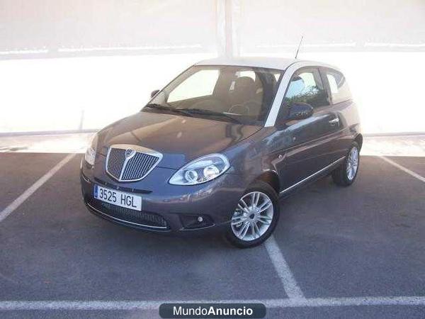 Lancia Ypsilon 1.2 elefantino 8v