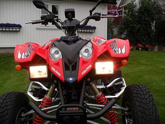 QUAD POLARIS PREDATOR