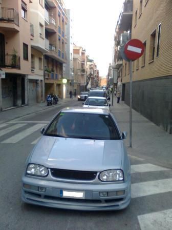 Se vende VOLKSWAGEN GOLF GTI 2.0 SERIE III