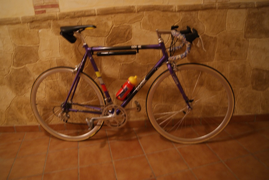 Bicicleta de carretera marca LOOK