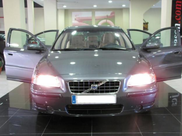 SE VENDE VOLVO S60 2.4