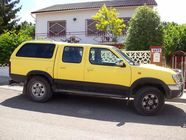 VENDO NISSAN NAVARA 2.5d (Pickup 4p)