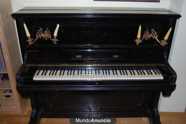 Vendo piano vertical