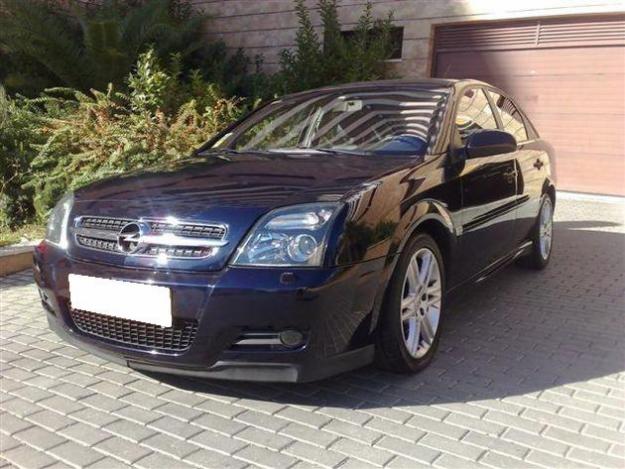 2004 Opel Vectra 2.2 Elegance GTS Negro