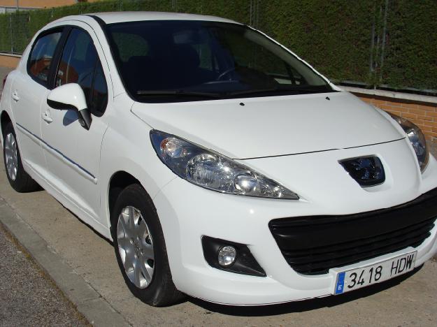 Peugeot 207 BUSINESS LINE 1.4 HDI 70 FAP, 8.900€