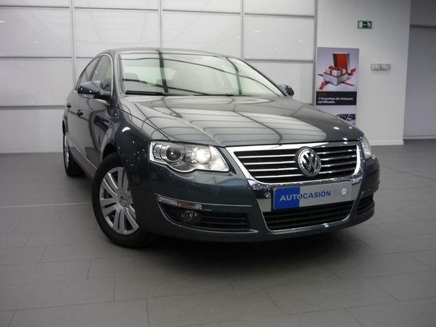 VOLKSWAGEN PASSAT  1.8TSI HIGHLINE