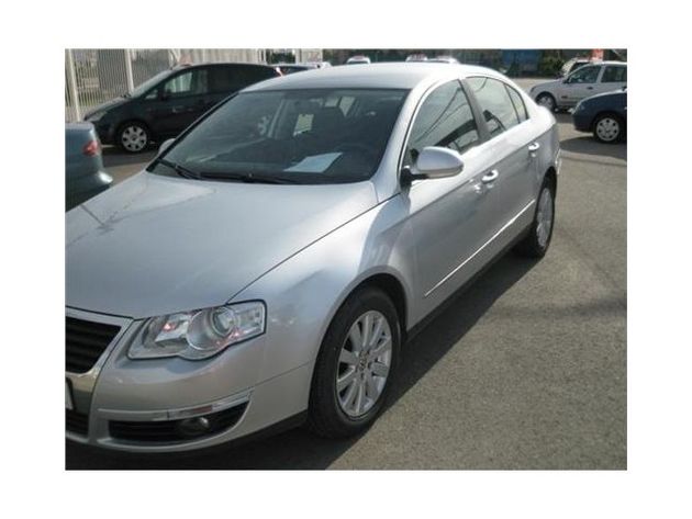 VOLKSWAGEN PASSAT 2.0 TDI 140CV TRENDLINE