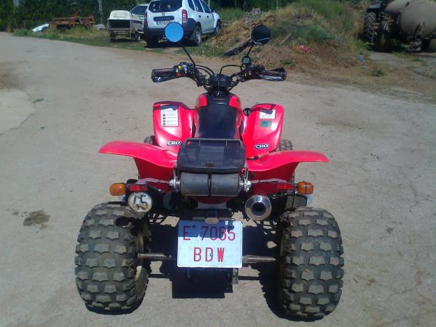 se vende quad honda trx 400