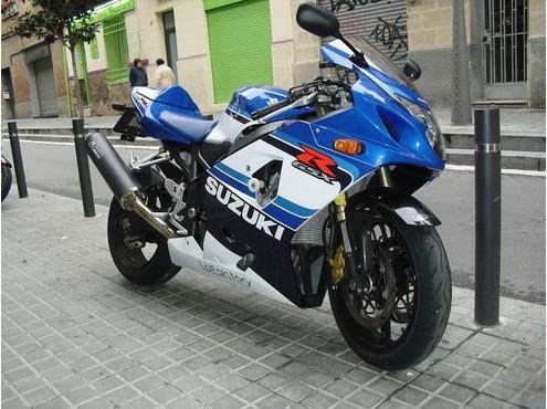 Suzuki GSX-R750 20 aniversario