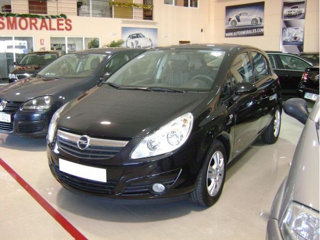 OPEL Astra 2.2DtI 16v Edition