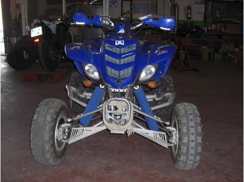 Yamaha raptor 660