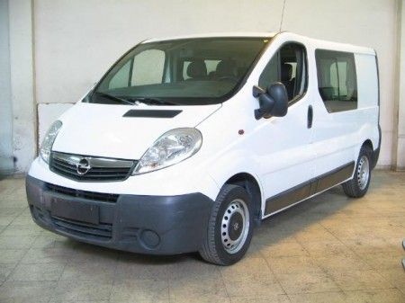 OPEL VIVARO 1.9 CDTI COMBI 6 - Islas Baleares