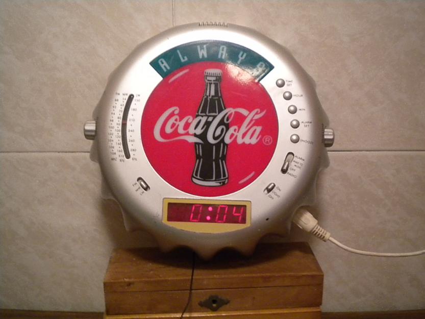 Radio reloj Coca Cola Ingles con regalo