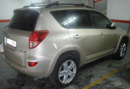 Toyota rav 4 premium 177cv en barcelona