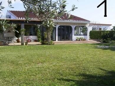 Chalet con 4 dormitorios se vende en Mijas Costa, Costa del Sol