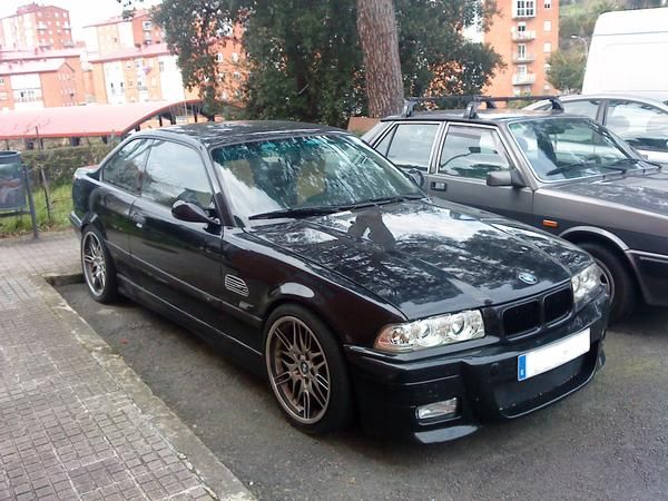 bmw E-36 coupe