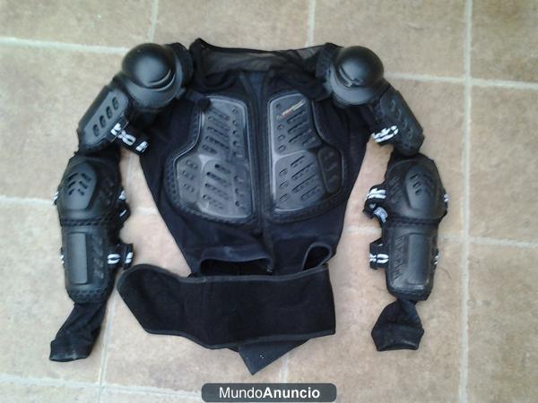 Venta peto, rodilleras, botas, guantes y casco