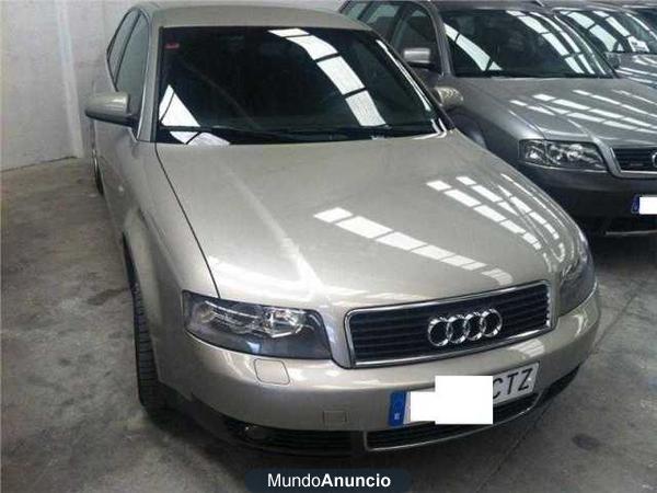 Audi A4 2.5 TDI 163CV multitronic