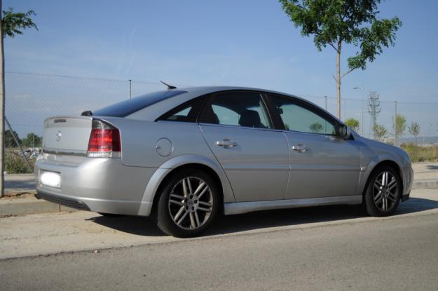 opel vectra gts elegance 16V 1.9 150CV 2005 80.000KM