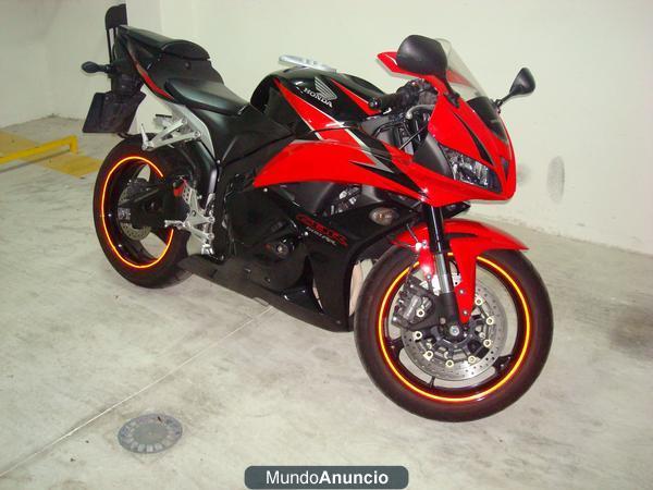 VENDO CBR 600RR 2010