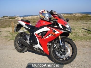 Se vende GSXR 600 K7